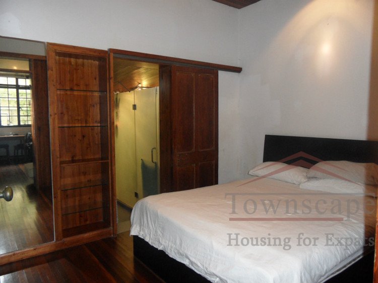  Cozy 1BR Lane house for rent in Jing an Temple area