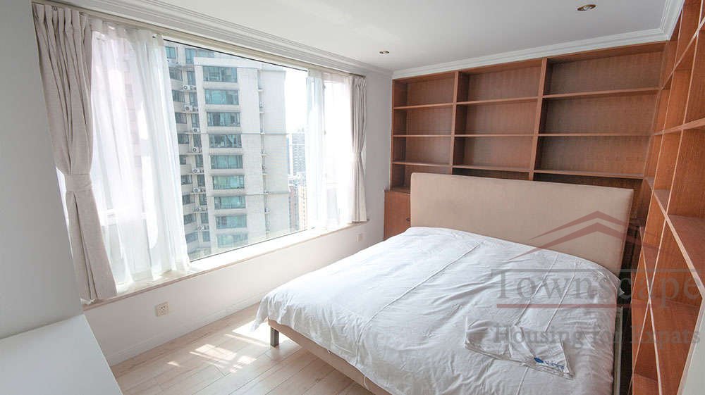  4BR Apartment for rent in Xujiahui Area