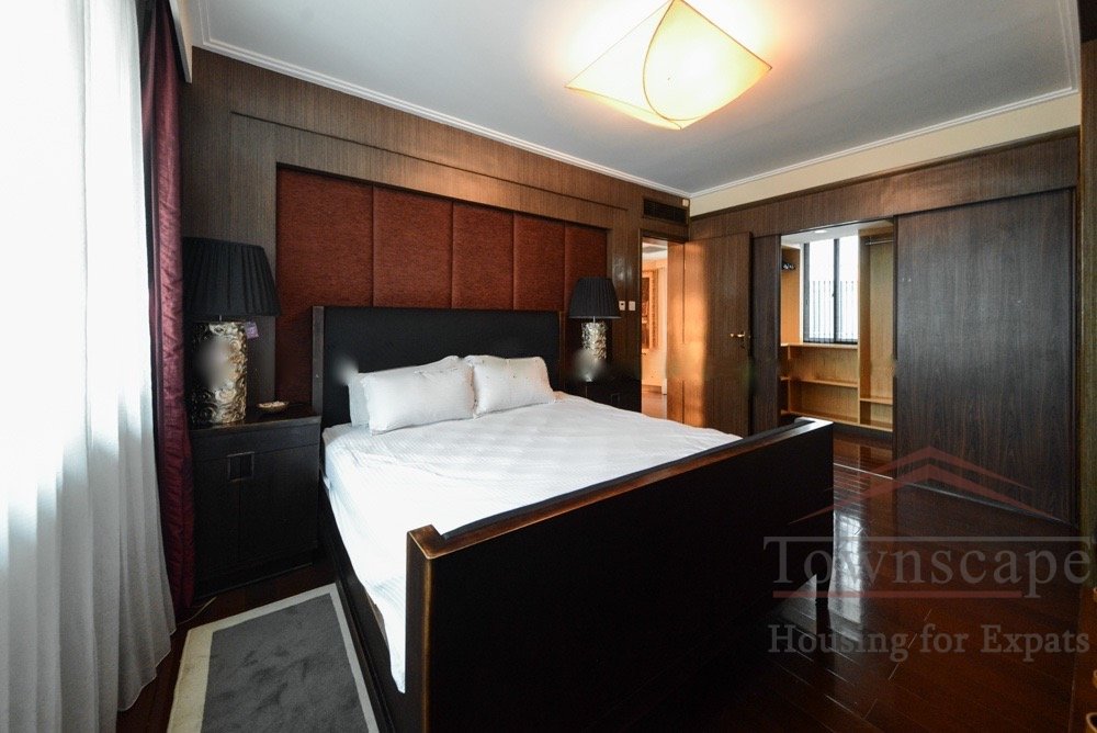  Luxurious 4BR apartment for rent in French Concession