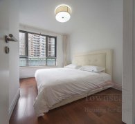 xujiahui modern apartment Sunny Stylish 3 Bed Apartment for Rent in Xujiahui