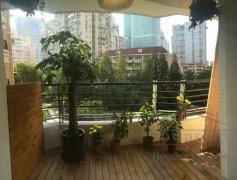 yongxin garden apartment Marvelous 4BR Apartment w/ wall-heating and balcony