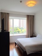 luxury apartment in lujiazui High quality 2+1BR apartment /w modern kitchen in Lujiazui