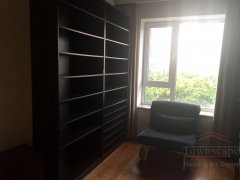 skyline mansion available apartment High quality 2+1BR apartment /w modern kitchen in Lujiazui