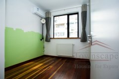  Stylish 2BR Old Apartment at Changle and Zhenning Rd