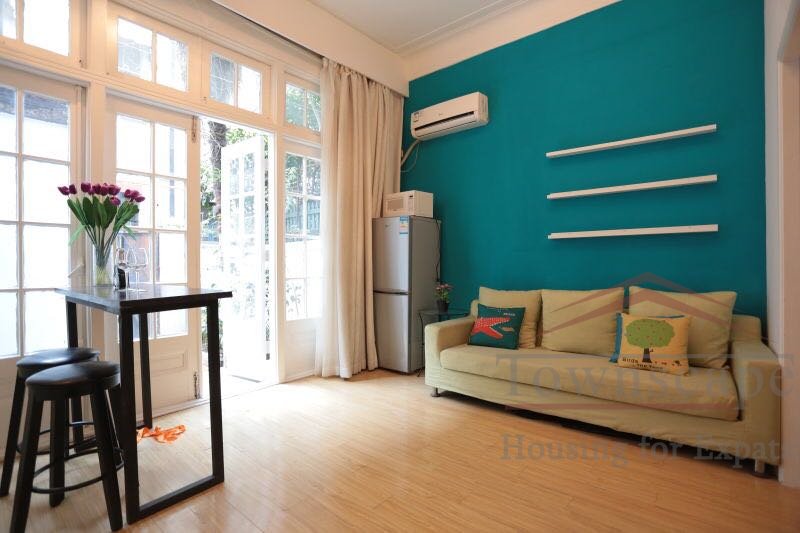  Sunny 1BR Lane House for rent at Jing