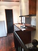 Shanghai apartment for rent Charming 1BR Old Apartment w/ wall heating nr Changshu Rd