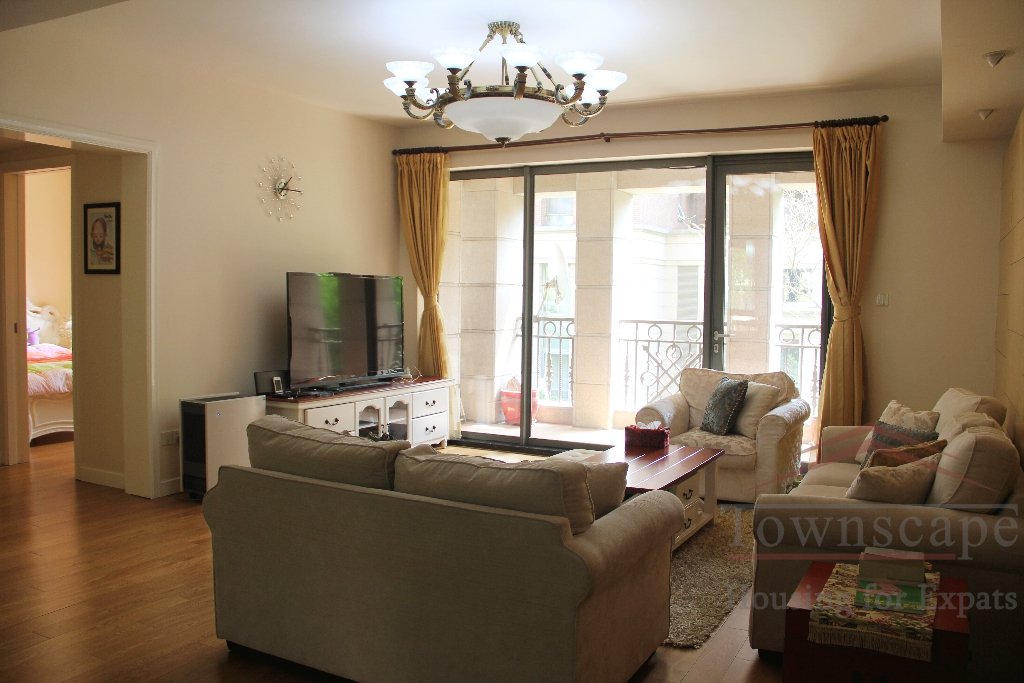 Green City Shanghai apartments Homey family apartment in Pudong Jinqiao (Green City)