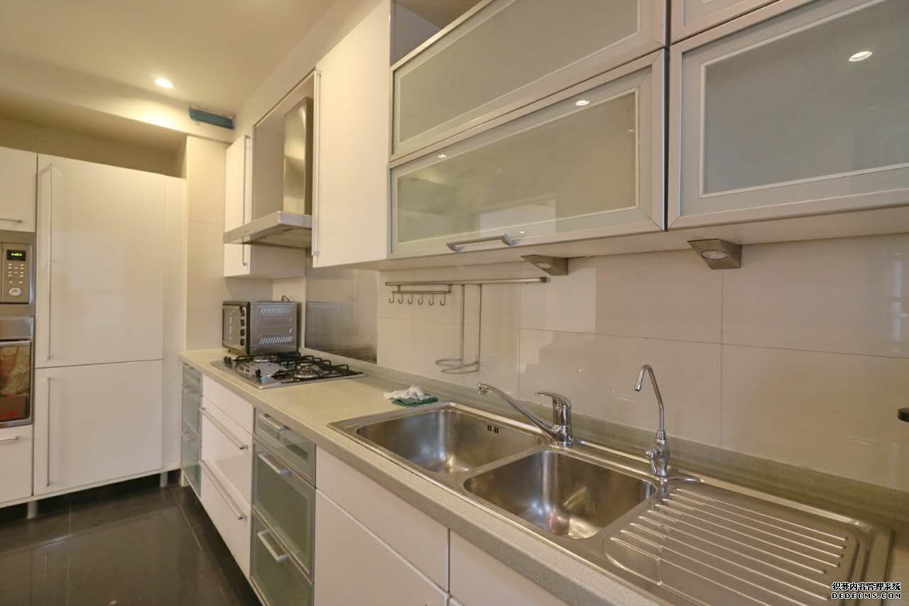 Shanghai Luwan apartment Modern, spacious 4BR Apartment at Dapuqiao