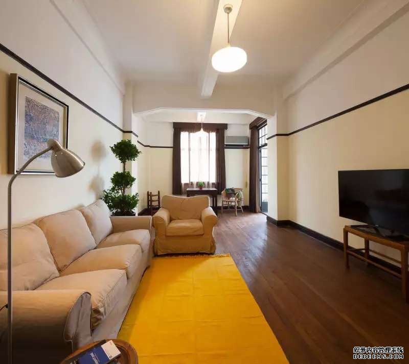  Big 1BR Apartment in Embankment Bldg at Suzhou Creek