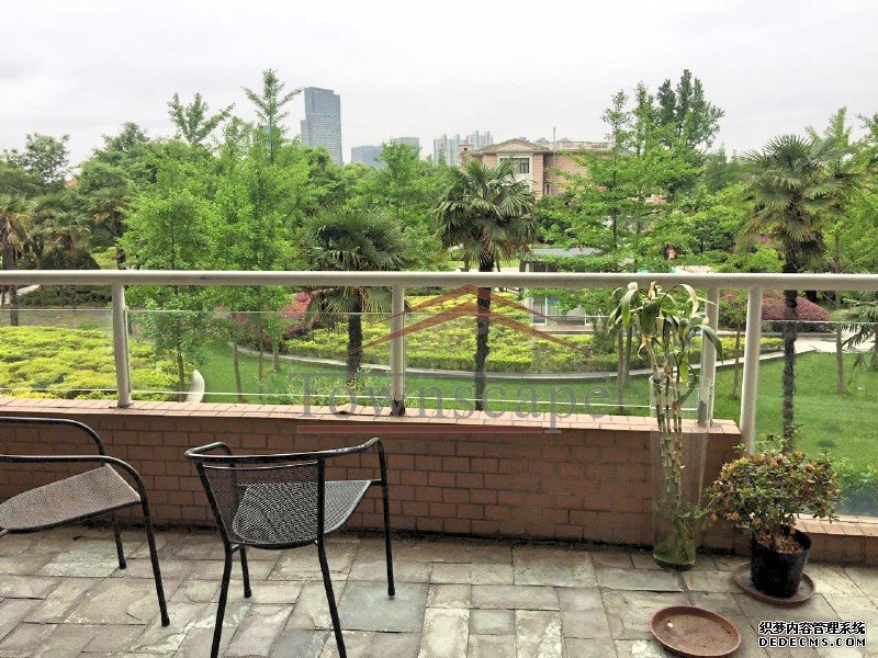  3.5BR Apartment near Century Park