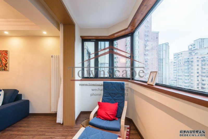  Modernized 3BR Apartment in Jingan