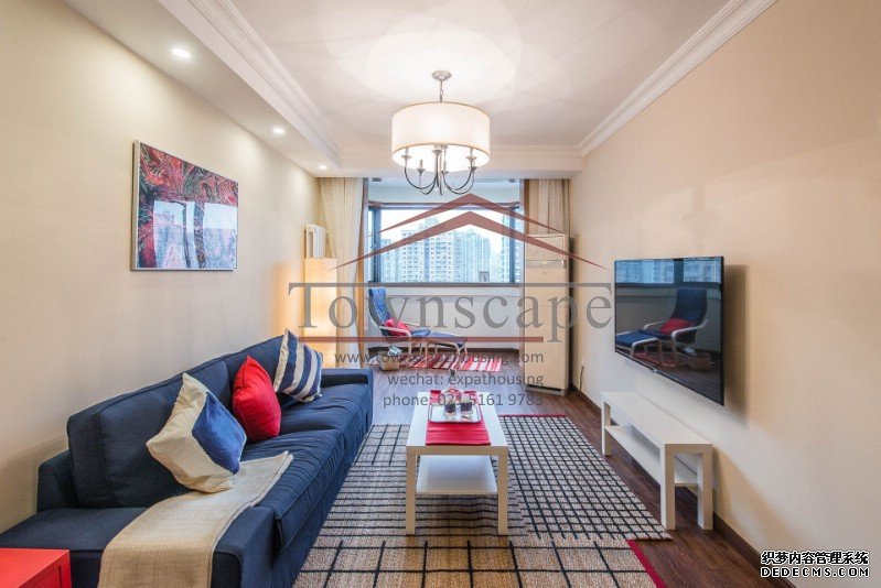  Modernized 3BR Apartment in Jingan