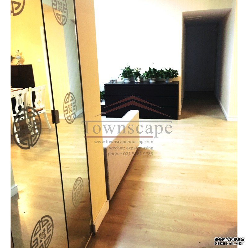  3.5BR Apartment in Ambassy Court nr Shanghai Library