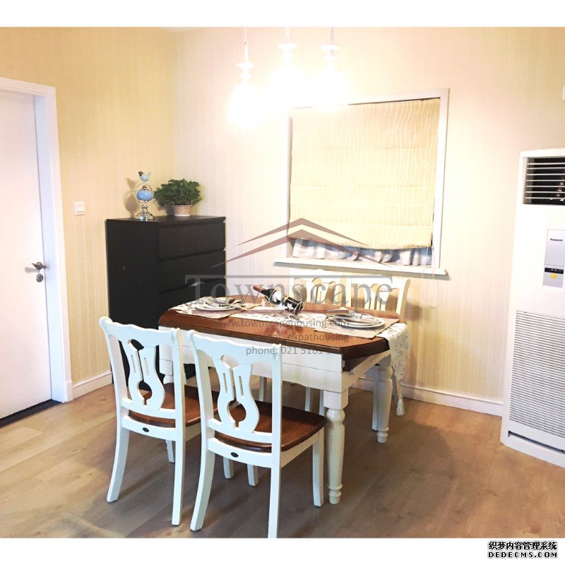  3.5BR Apartment in Ambassy Court nr Shanghai Library