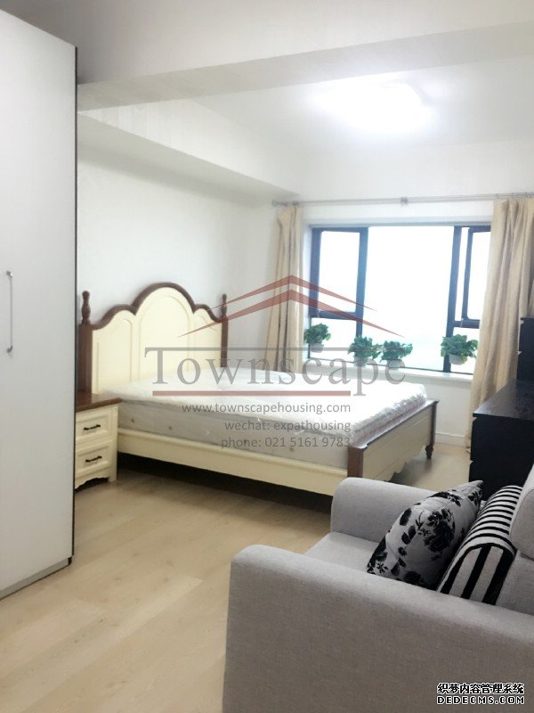  3.5BR Apartment in Ambassy Court nr Shanghai Library