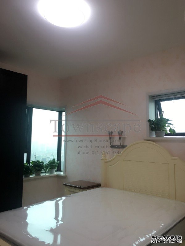  3.5BR Apartment in Ambassy Court nr Shanghai Library