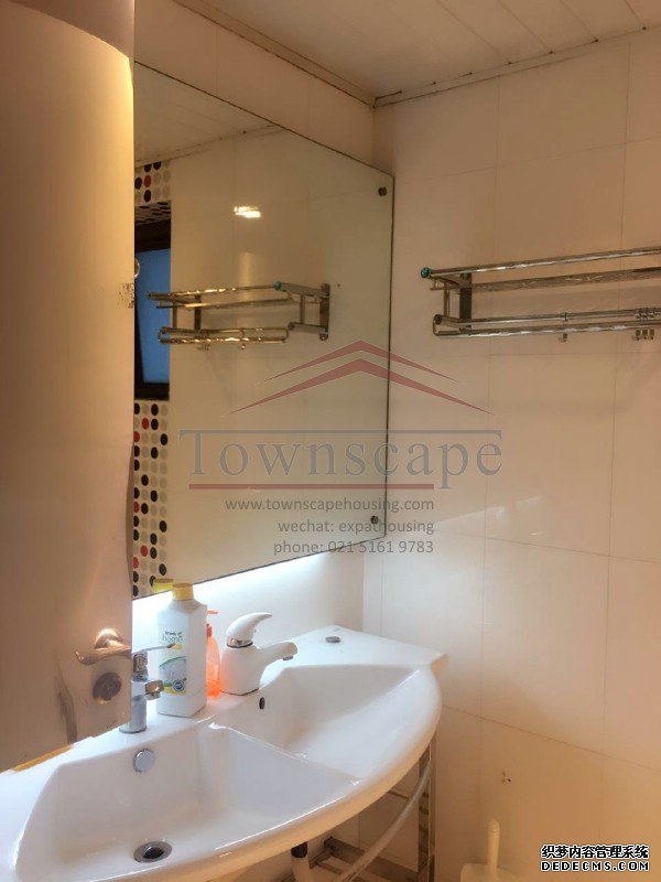  3.5BR Apartment in Ambassy Court nr Shanghai Library