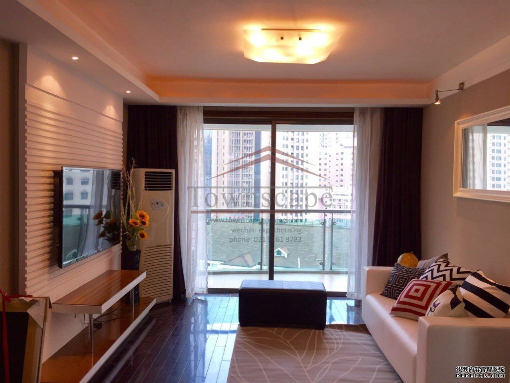  Modern 3BR Apartment at Tianzifang