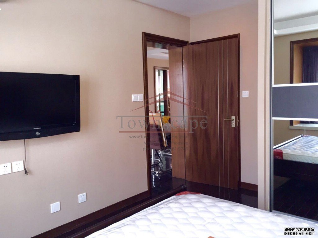  Modern 3BR Apartment at Tianzifang