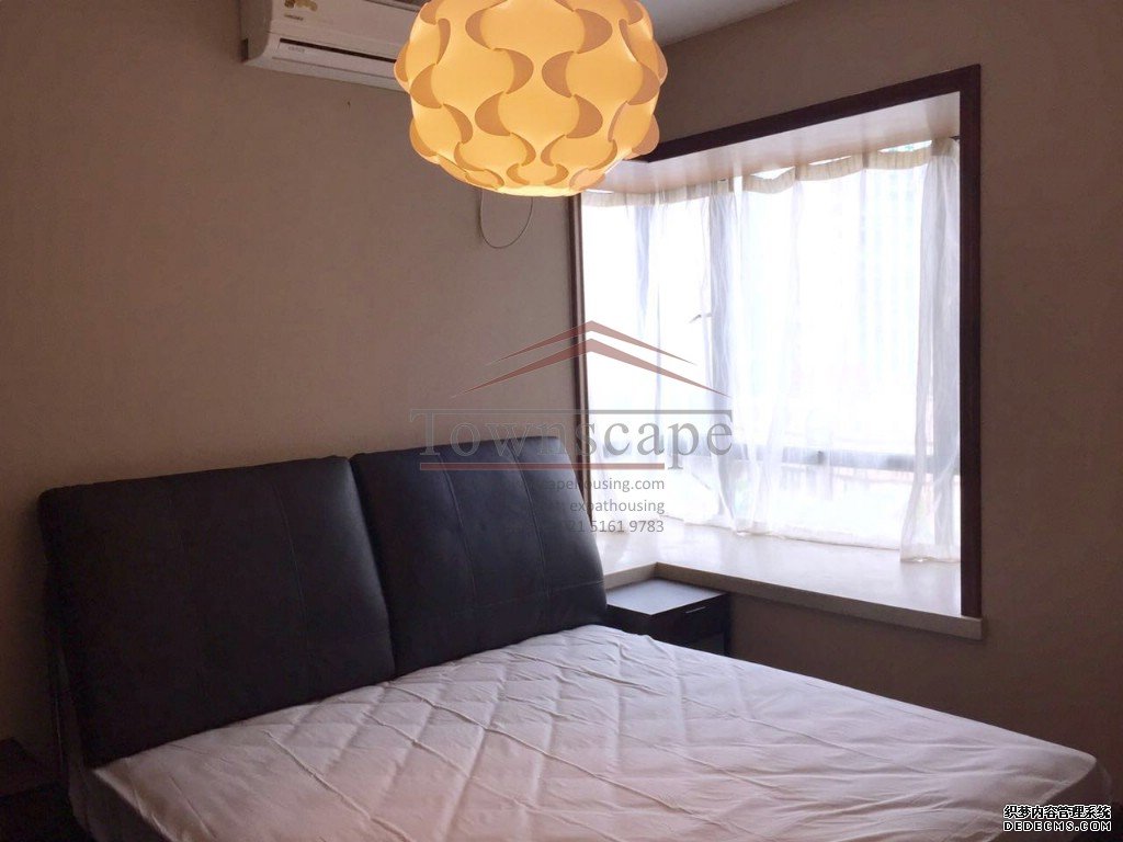  Modern 3BR Apartment at Tianzifang