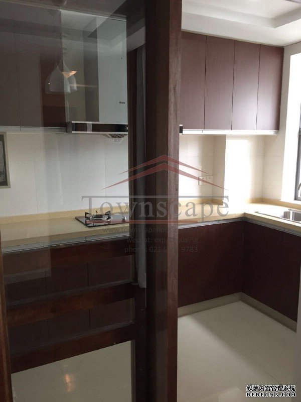  Modern 3BR Apartment at Tianzifang