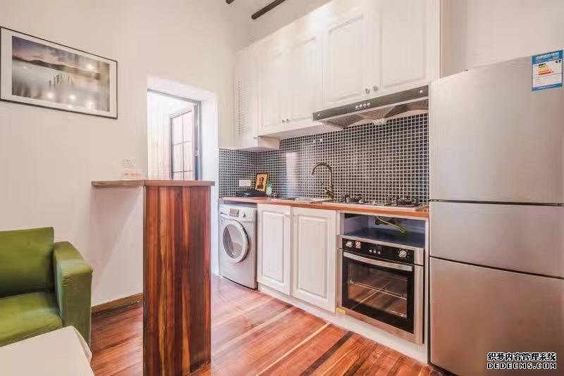  Renovated 1BR Apartment for rent in former French Concession