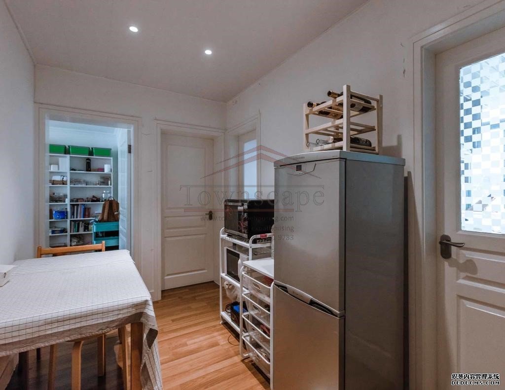  Modernized Real 1-bedroom Apartment in French Concession