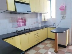  Clean 2.5BR Modern Apartment in Xujiahui