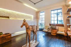  Renovated Lane House for Rent in Former French Concession