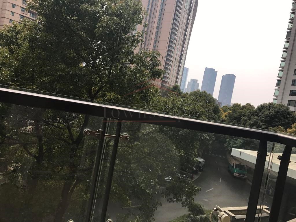  Welcoming 2BR Apartment for Rent in Lujiazui