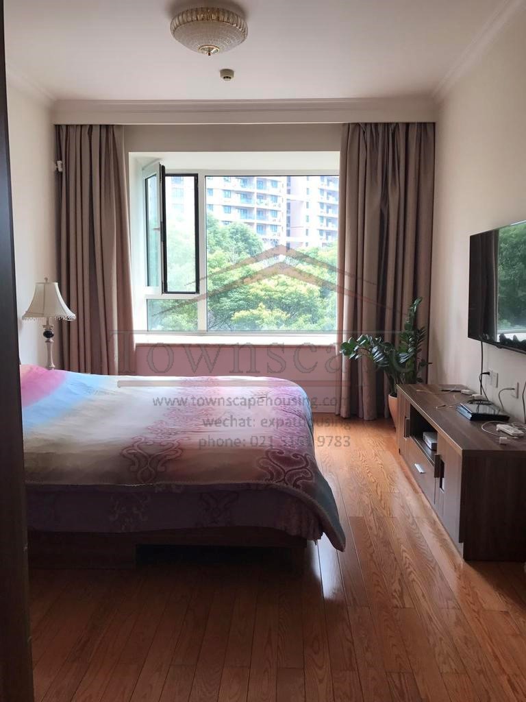  Welcoming 2BR Apartment for Rent in Lujiazui