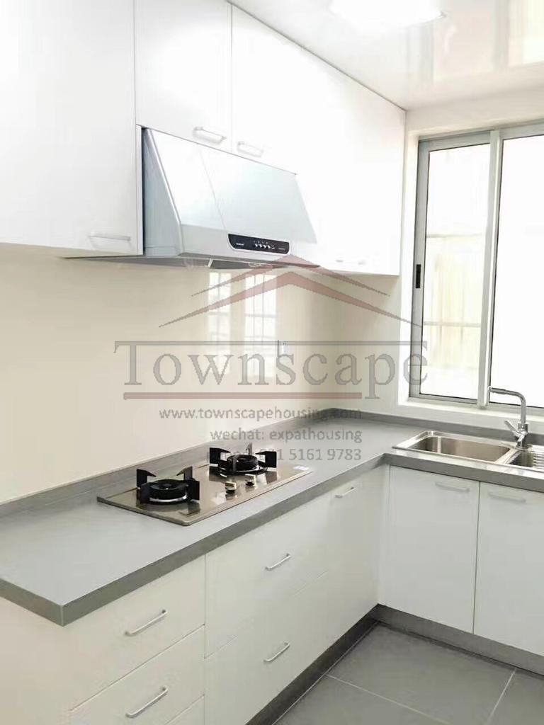  Minimalist 3BR Apartment with Florr-Heating at Laoximen