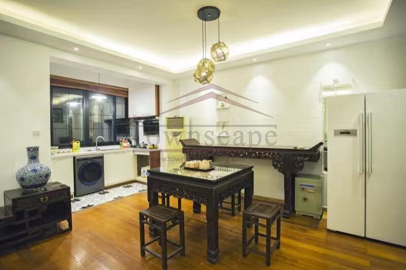  Sunny 3BR Apartment in French Concession