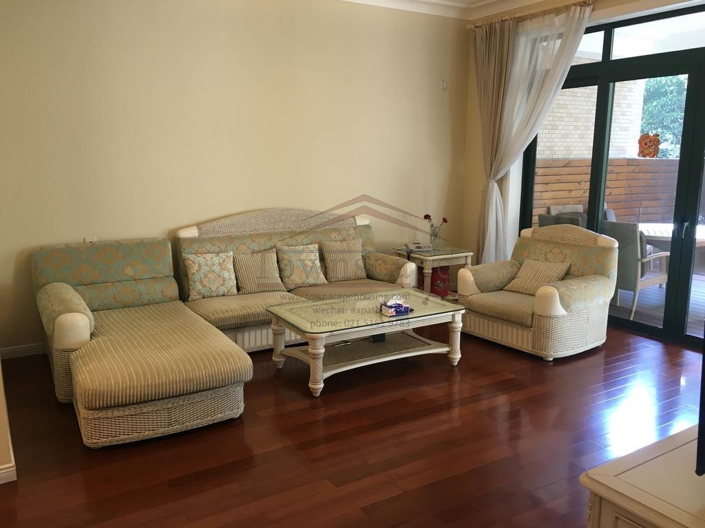  Spacious family apartment with garden in Hongqiao