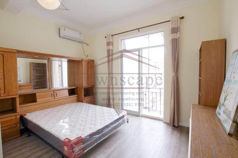  Modernized 2BR Apartment near Jiangsu Road