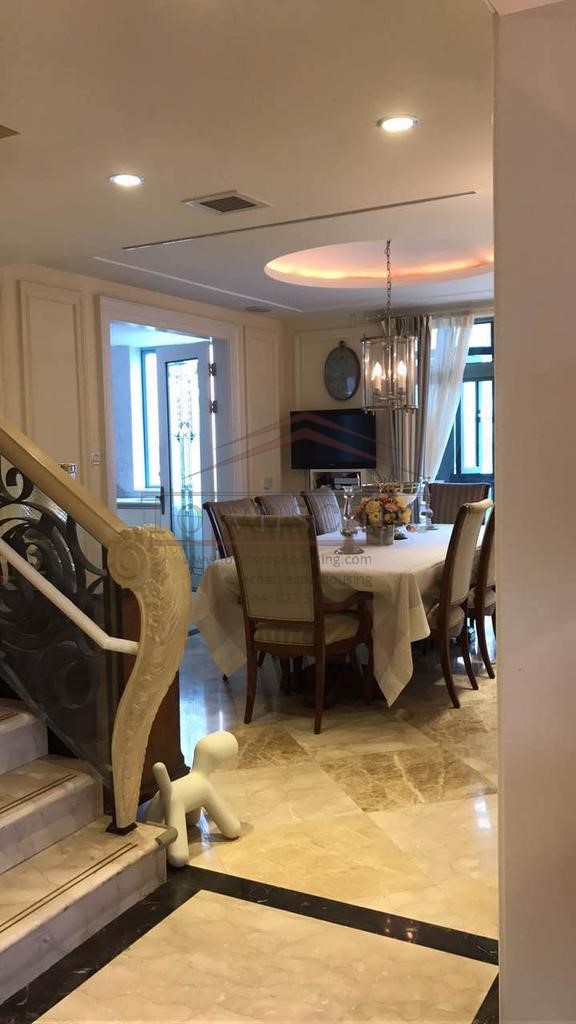  Luxurious 400sqm Penthouse near West Nanjing Road