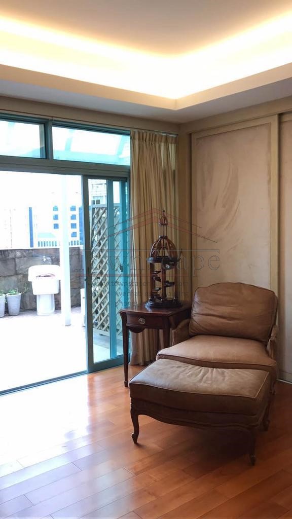  Luxurious 400sqm Penthouse near West Nanjing Road