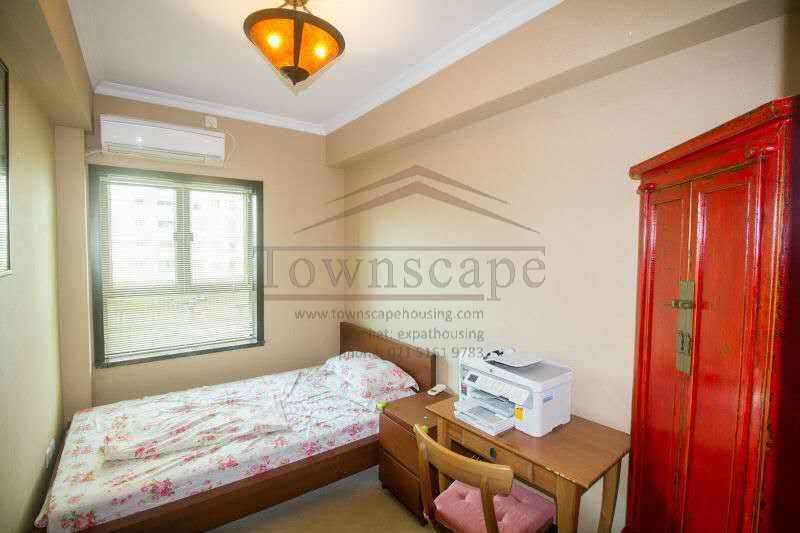  High Quality 2BR Apartment beside Shanghai Library