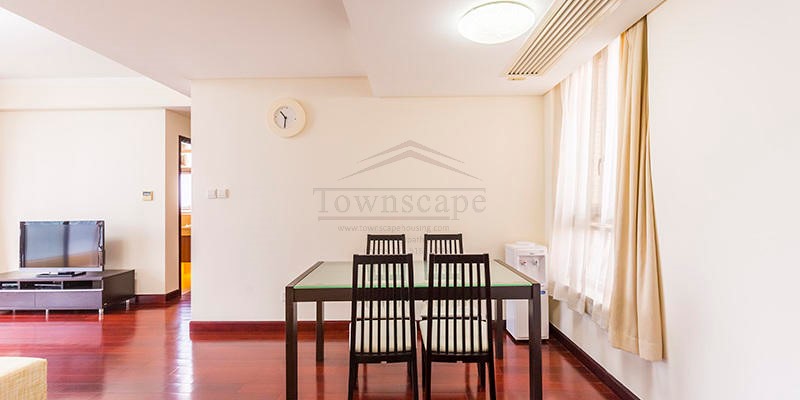  Bright and elegan 2BR Apartment in Gubei 2