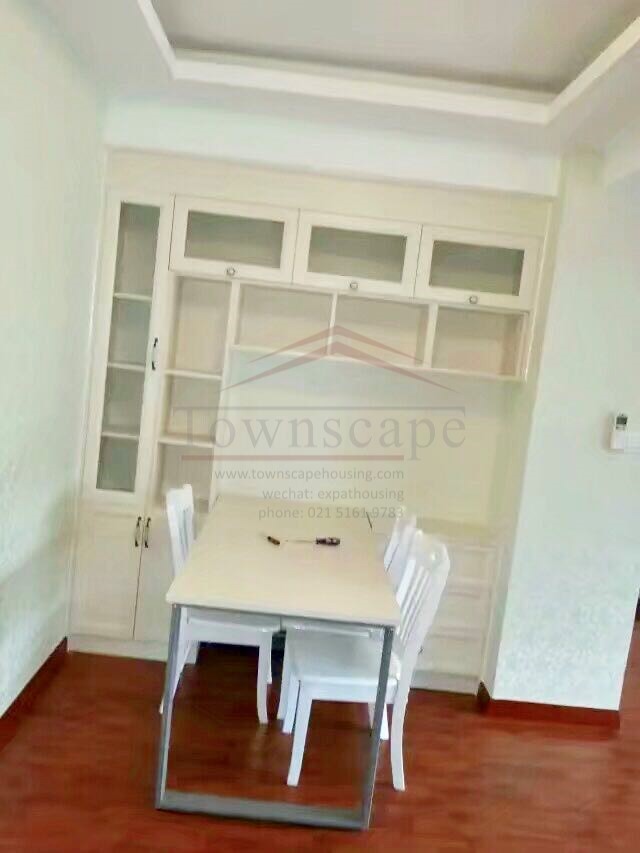  Bright and Clean 2BR Apartment in Downtown at XiaoNanMen Metro Line 9