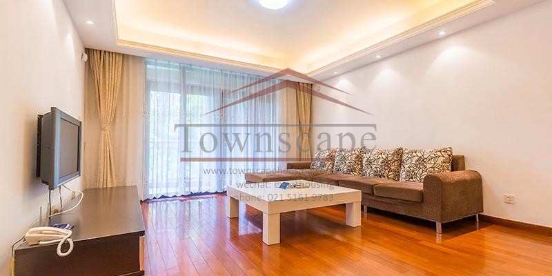  Immaculate 3BR Apartment in Changning