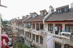  Rustic, Contemporary Lane House in Jing