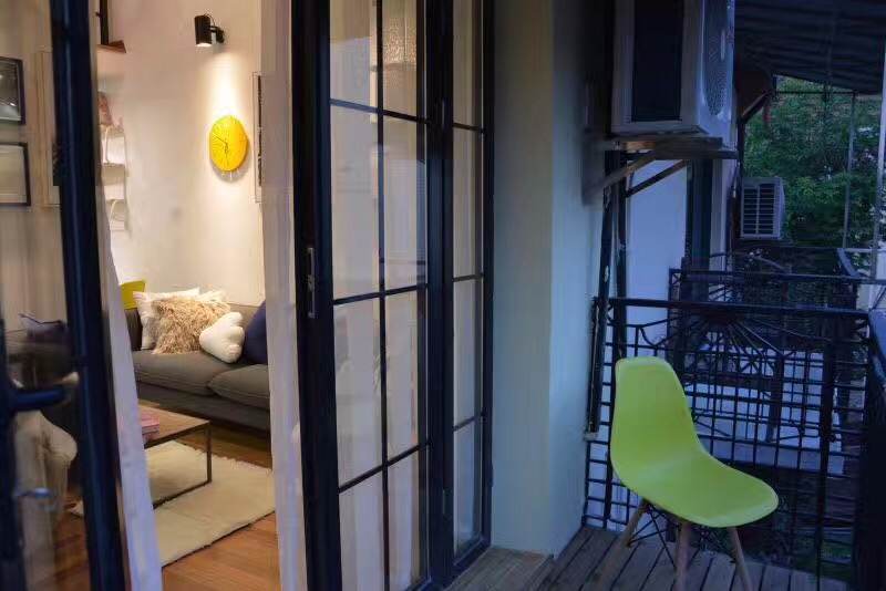 louer loft shanghai Loft Style 1 Bedroom Apt in The Former French Concession