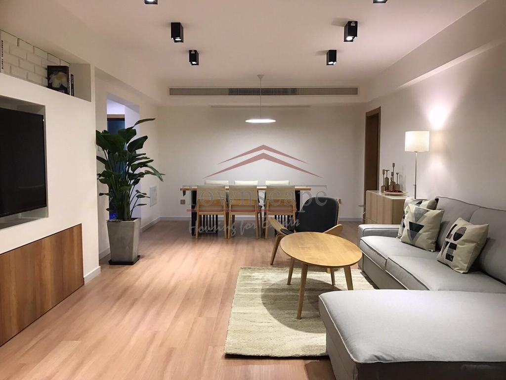  Modern 2BR Apartment in Shanghai Downtown (Changning)