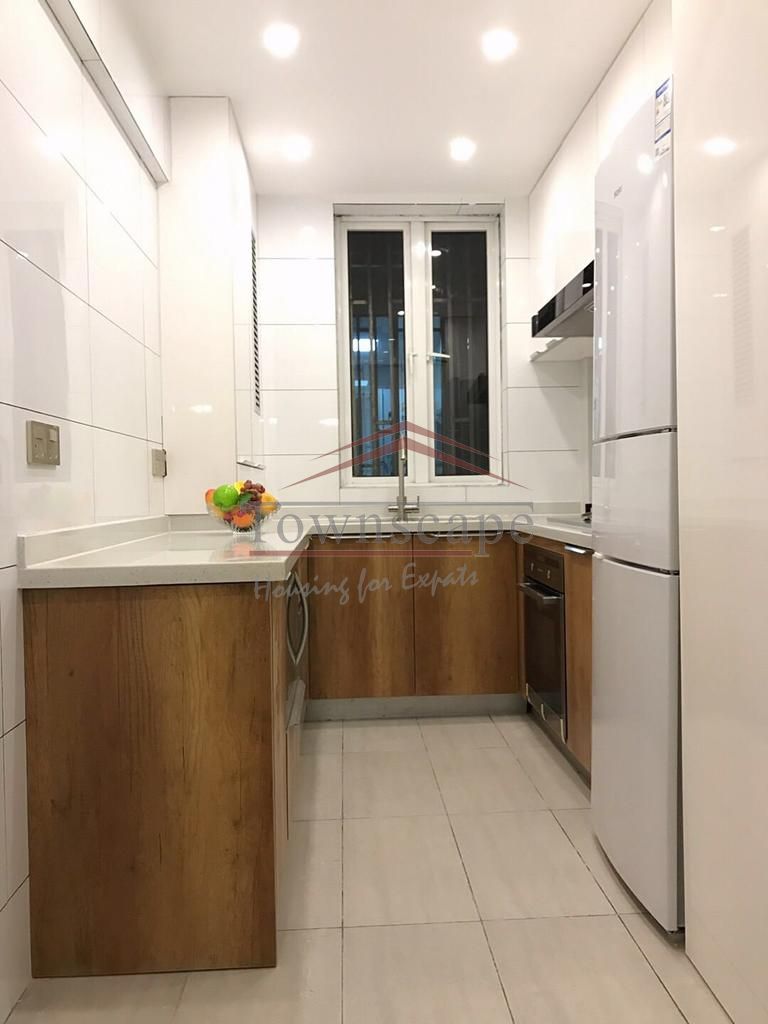  Modern 2BR Apartment in Shanghai Downtown (Changning)