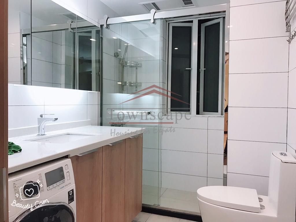  Modern 2BR Apartment in Shanghai Downtown (Changning)