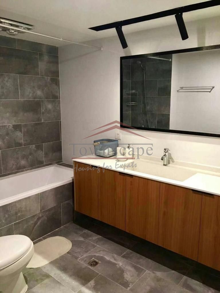  Chic 2BR in Shanghai Downtown near Xintiandi