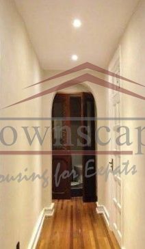  Spacious 3BR Apartment on West Nanjing Road