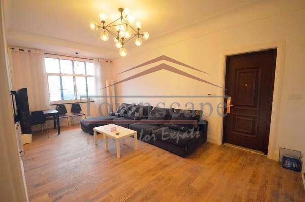  Ample 2BR Apartment with Floor-Heating in Hengshan Road