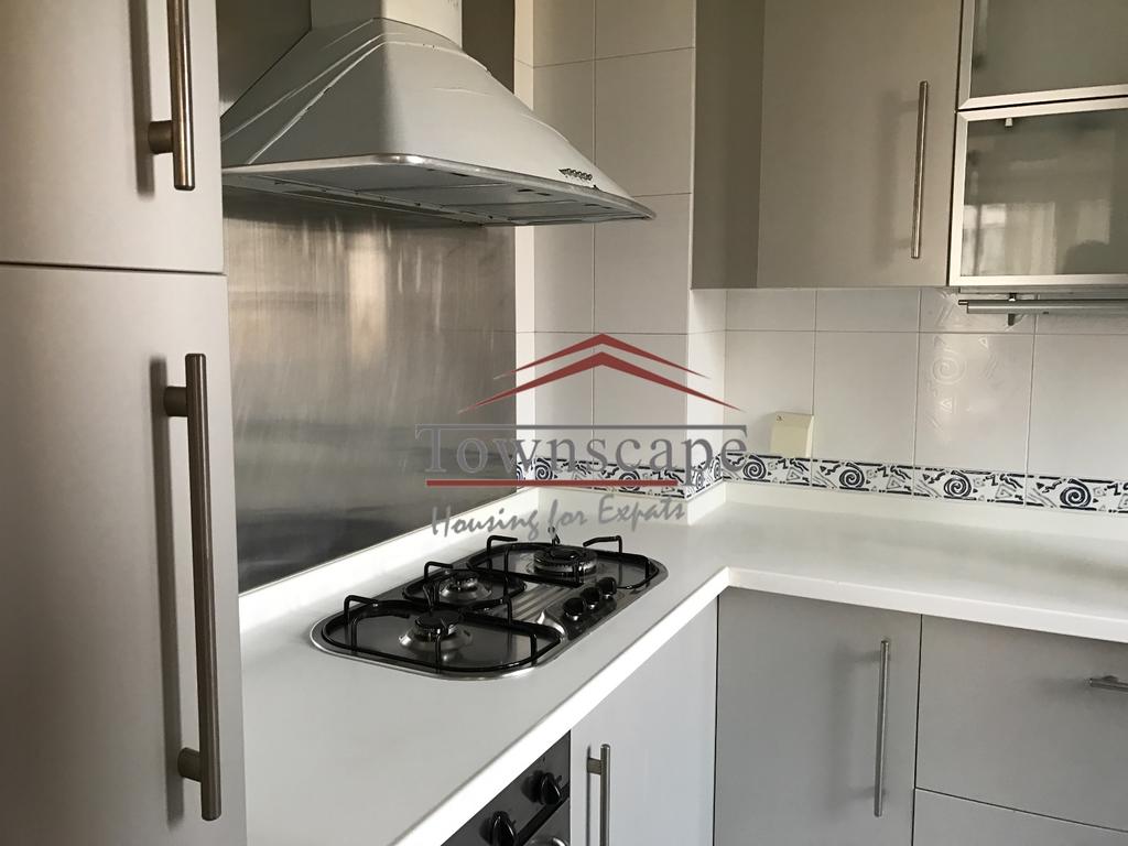  Prime Location: High Quality 3BR Apartment in Xintiandi